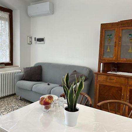 Villa Casa Del Ciliegio Valeggio sul Mincio Exterior foto